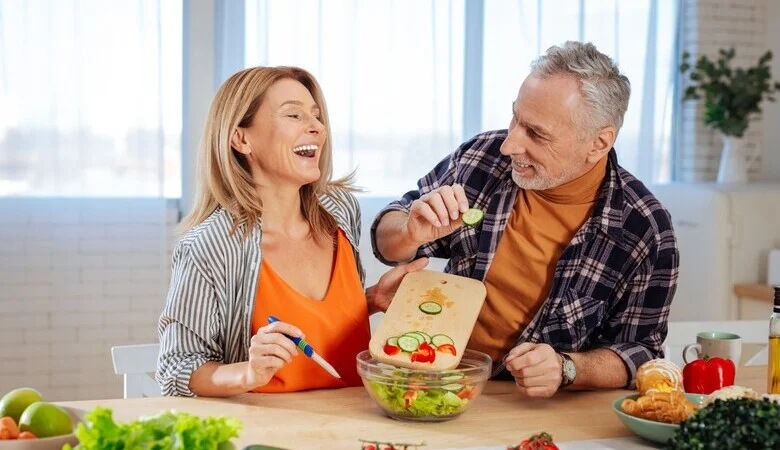 Alimentação e envelhecimento: qual o segredo da longevidade?
