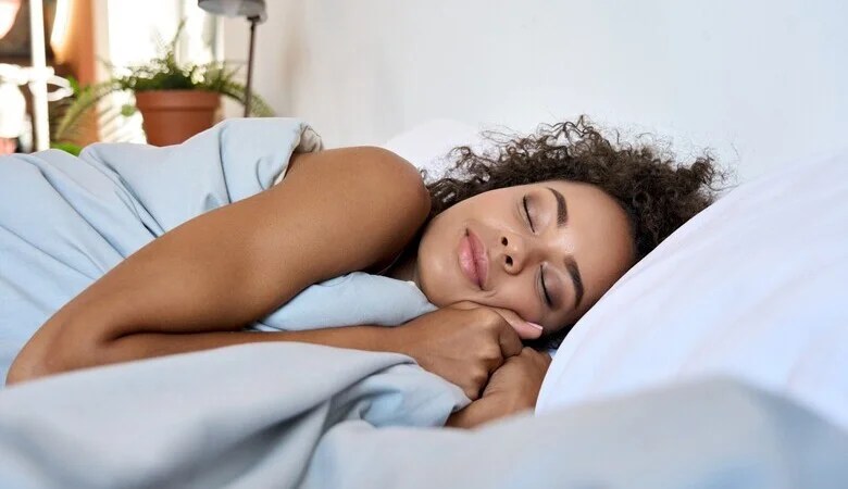 Como dormir no calor: confira as principais dicas